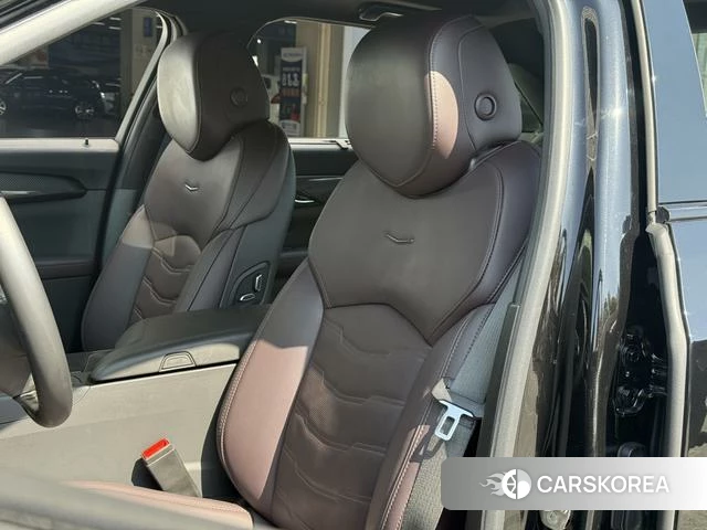 Cadillac CT6 id 4213201 из Китая 14