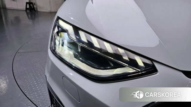 Audi A4 (B9) id 4350239 из Кореи 14
