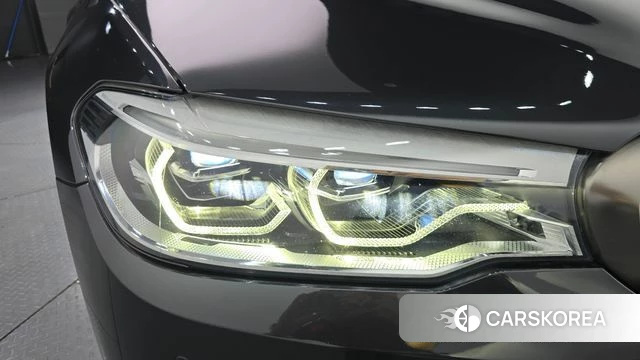 BMW 5 Series (G30) id 4530532 из Кореи 14