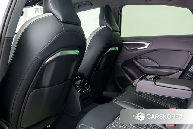 Audi A5L id 4271190 из Китая 14