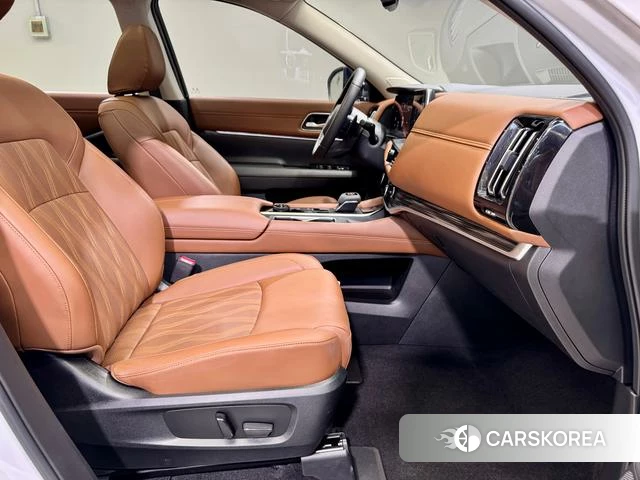 Nissan Exploring the land id 3896018 из Китая 14