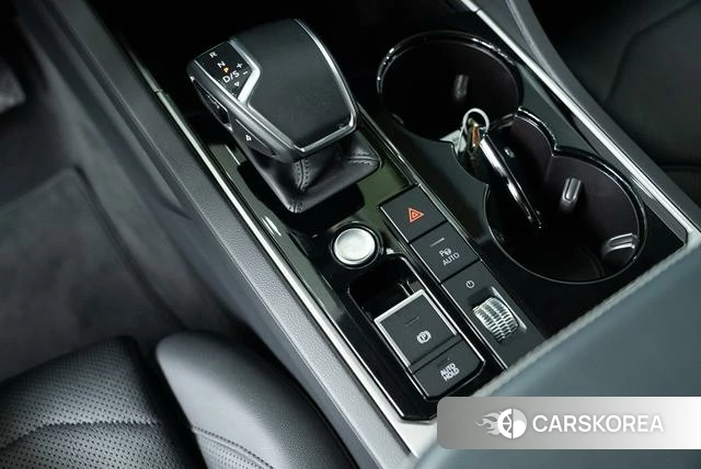 Volkswagen Touareg id 4217365 из Китая 14