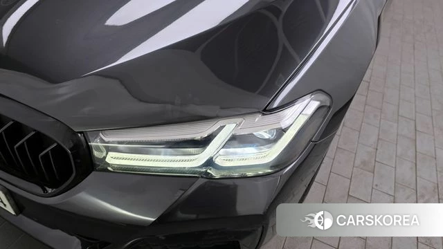 BMW 5 Series (G30) id 4293775 из Кореи 14