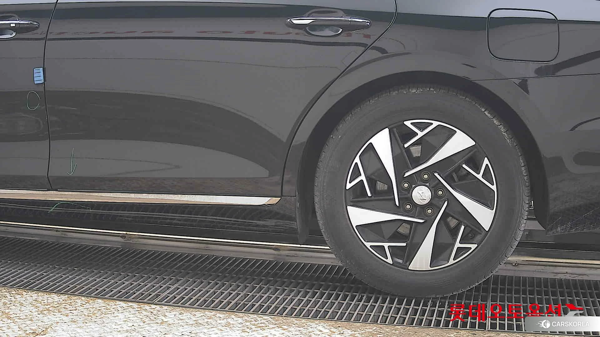 Hyundai Grandeur Hybrid id 3888362 из Кореи 14