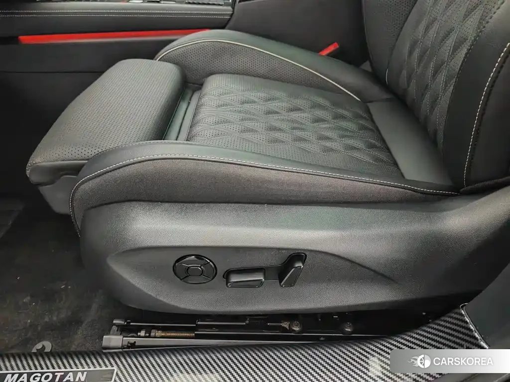 Volkswagen Magotan id 4576781 из Китая 14