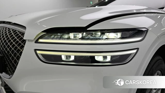 Genesis GV70 id 4423212 из Кореи 14