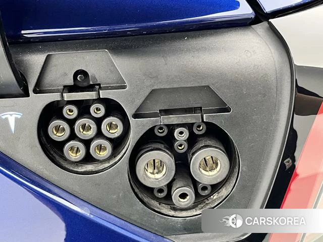 Tesla Model Y id 4213321 из Китая 14