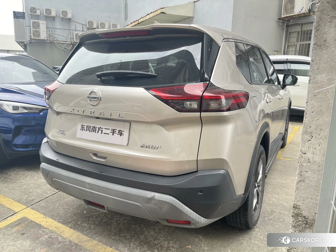 Nissan Qijun id 4512921 из Китая 14