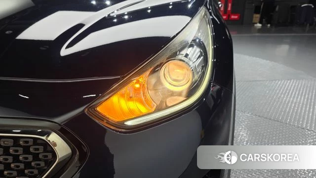 Kia Niro id 4430582 из Кореи 14