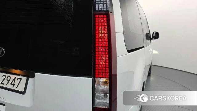 Hyundai Staria id 4279960 из Кореи 14
