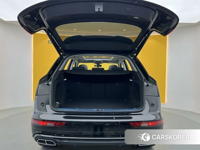 Audi Q5L id 4297770 из Китая 14
