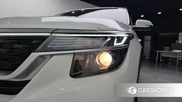 Kia Seltos id 4401736 из Кореи 14