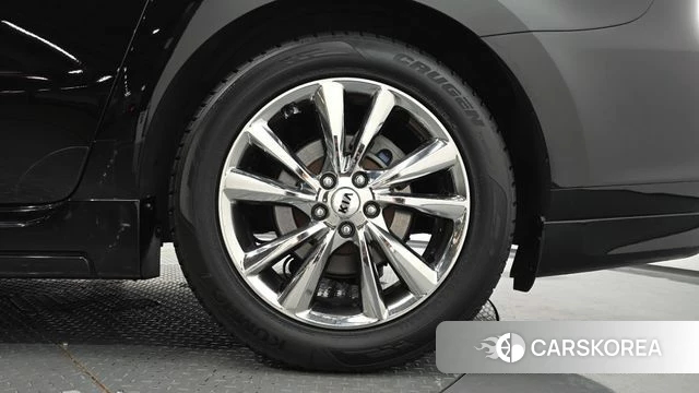 Kia The New Carnival id 4508371 из Кореи 14