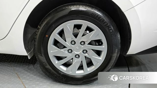 Hyundai Avante (CN7) id 4283600 из Кореи 14