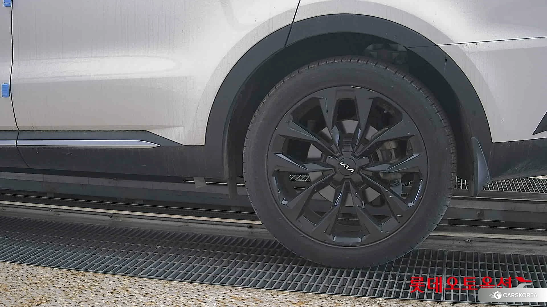 Kia Sorento id 4296908 из Кореи 14