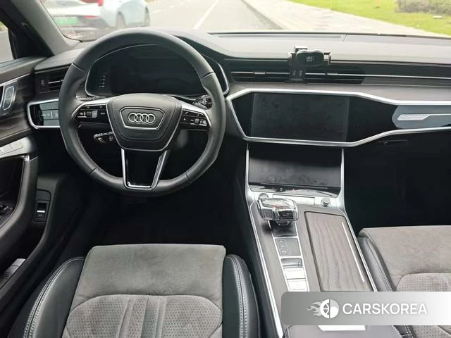 Audi A6L id 4328627 из Китая 14
