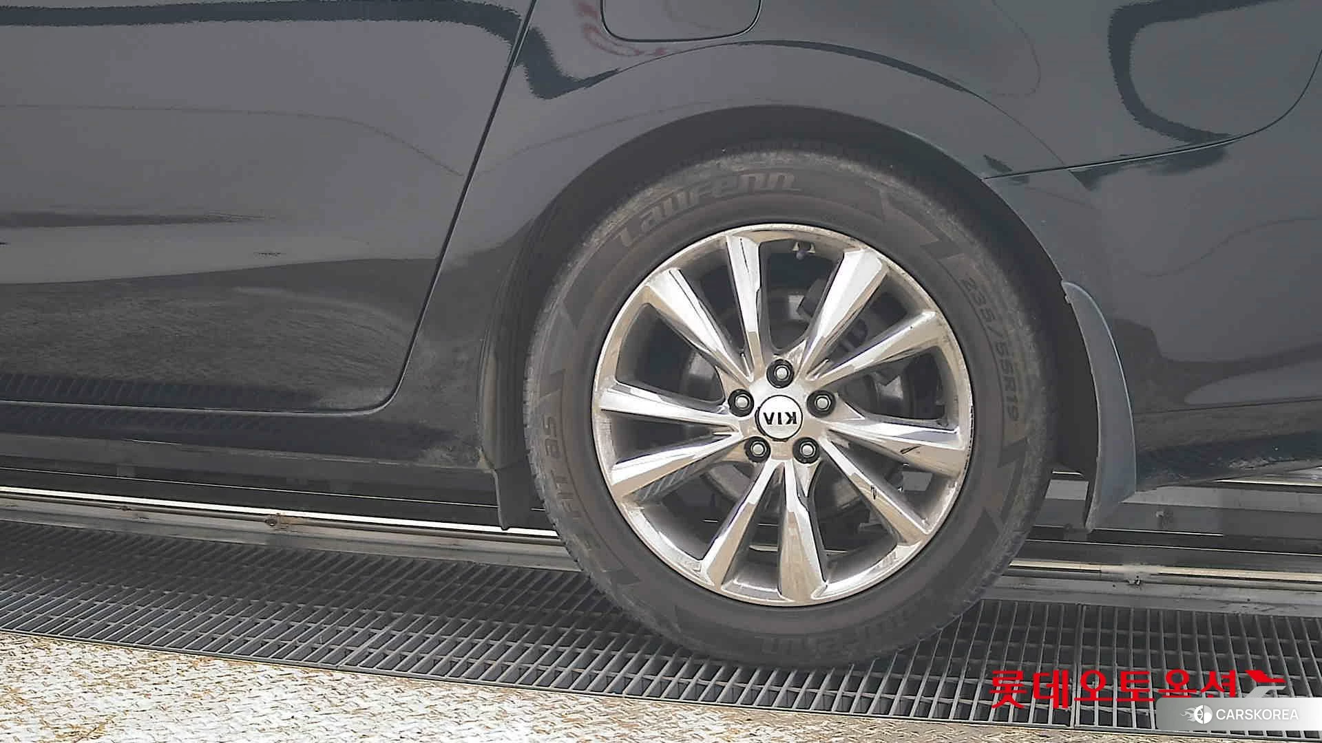 Kia Carnival id 3882157 из Кореи 14