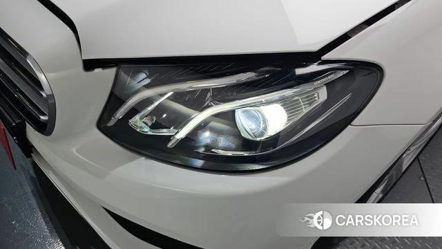 Mercedes-Benz E-Class W213 id 4295183 из Кореи 14