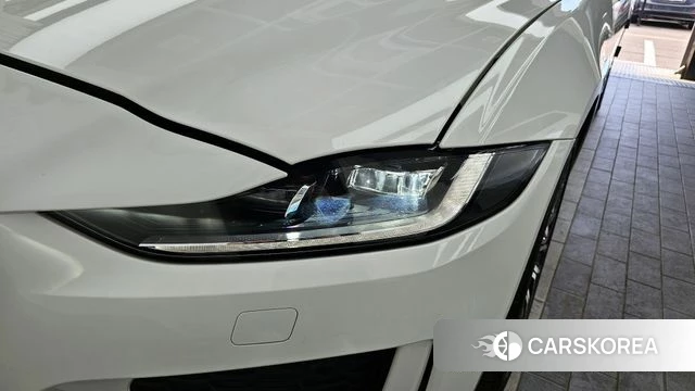 Jaguar XE id 4310122 из Кореи 14