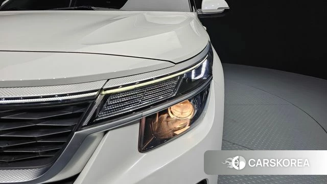 Kia Seltos id 4196496 из Кореи 14