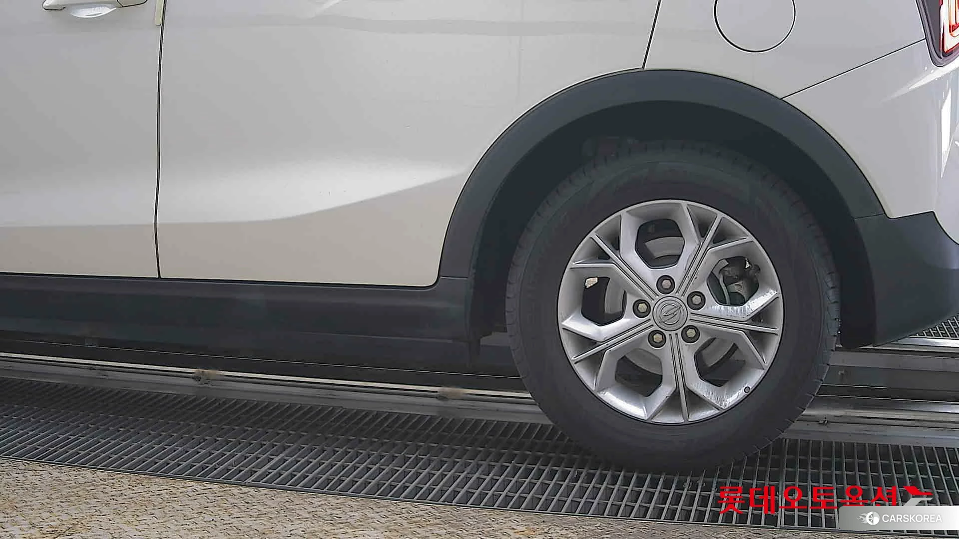 SsangYong Tivoli id 3869455 из Кореи 14