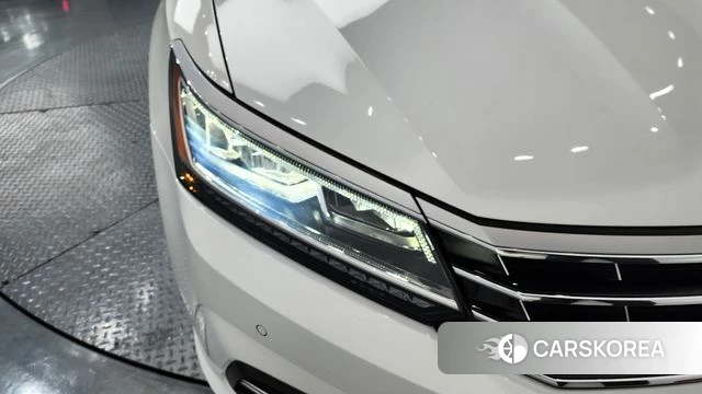 Volkswagen The New Passat id 4197066 из Кореи 14