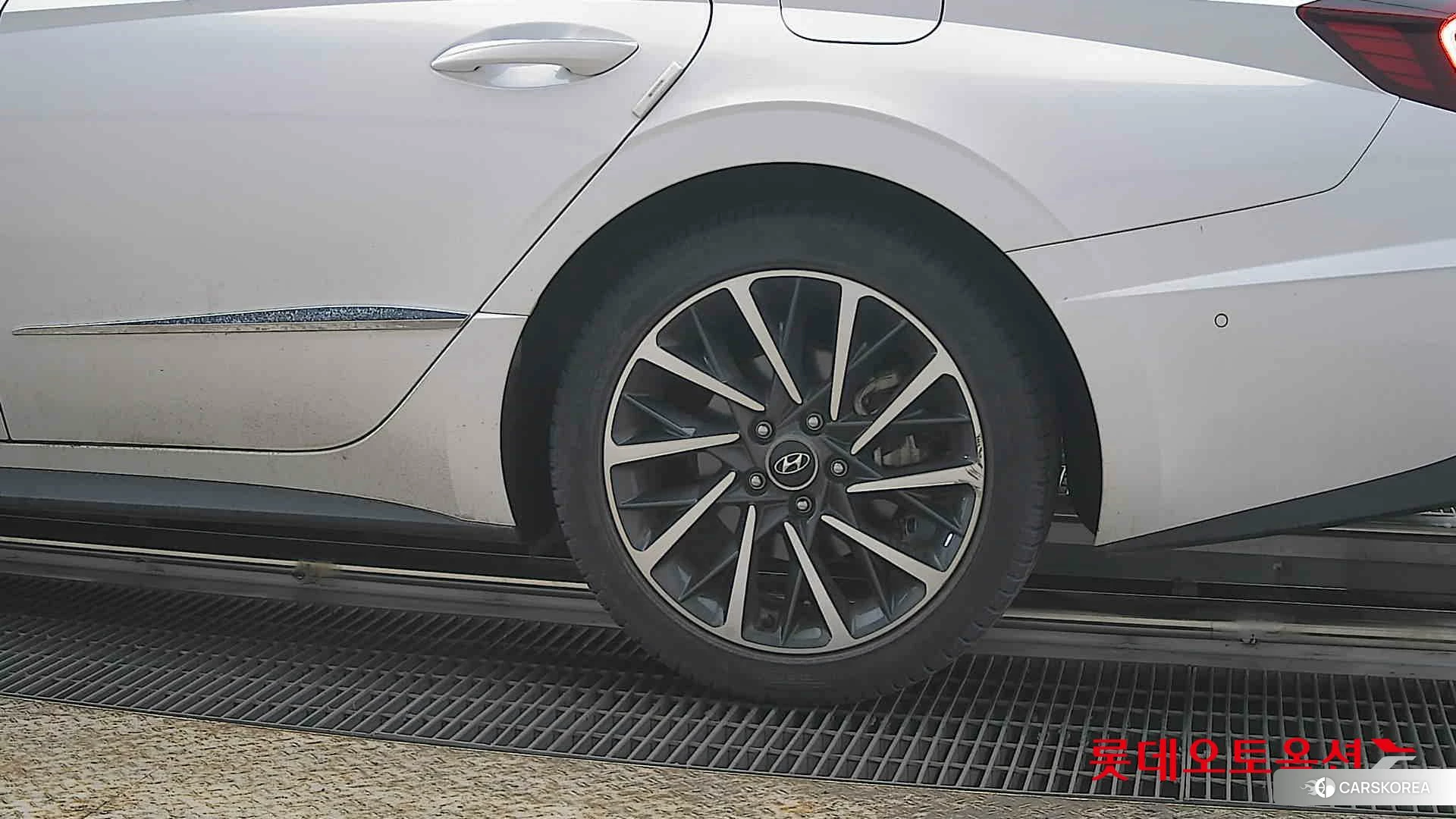 Hyundai Sonata id 3869304 из Кореи 14