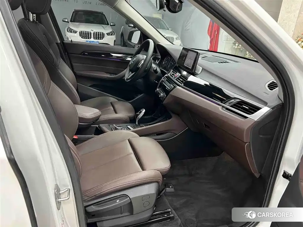 BMW X1 id 4606908 из Китая 14