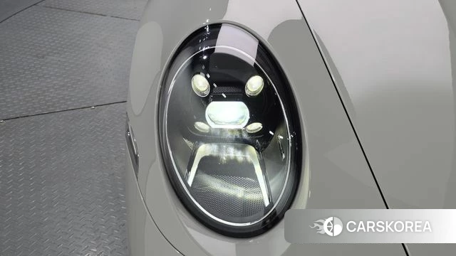 Porsche 911(992) id 4712516 из Кореи 14