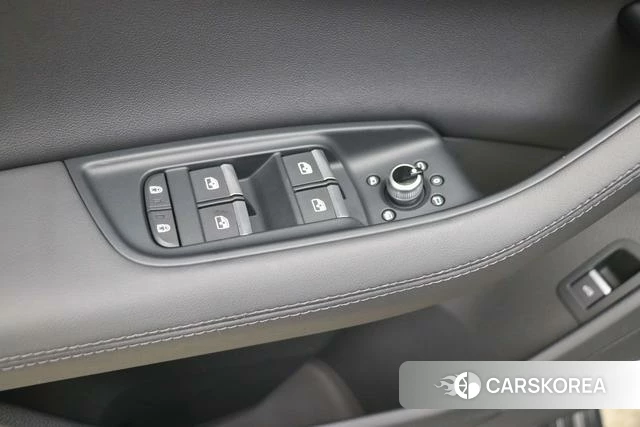 Audi Q7 id 4271921 из Китая 14