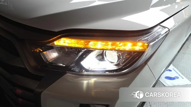 Ssangyong The New Rexton Sports Cannes id 4388990 из Кореи 14