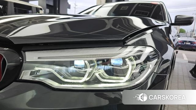 BMW 5 Series (G30) id 4377964 из Кореи 14