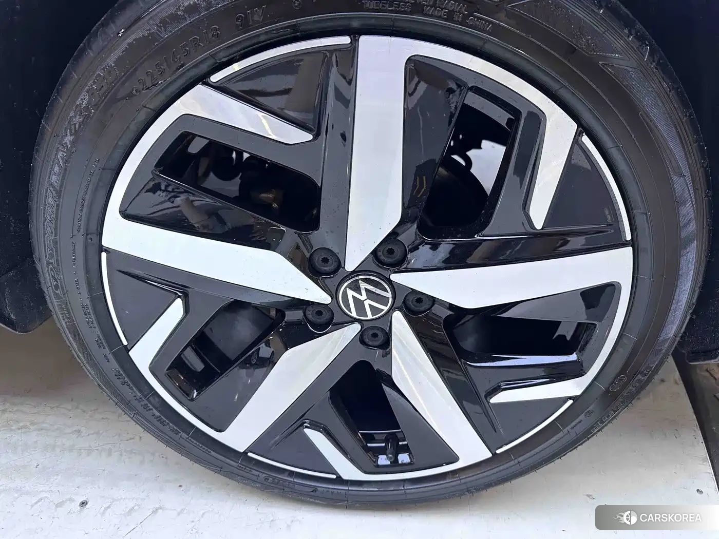 Volkswagen Lamando id 4607139 из Китая 14