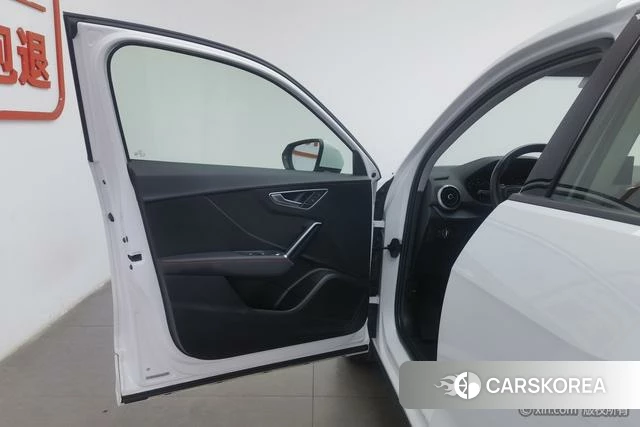 Audi Q2L id 4298140 из Китая 14