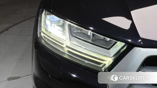 Audi Q7 (4M) id 4390133 из Кореи 14