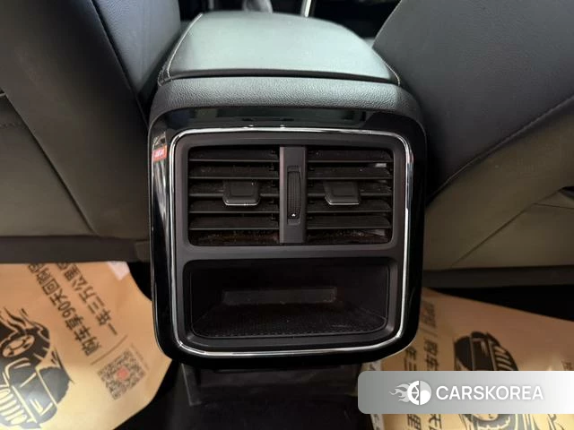 Volkswagen Passat id 4257711 из Китая 14