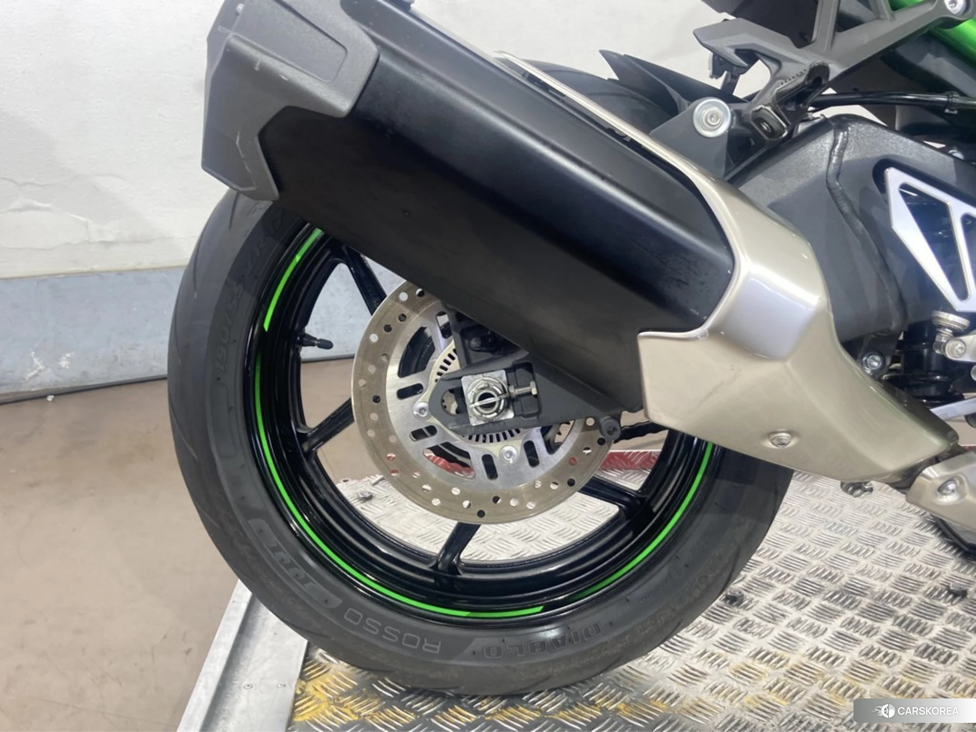 Kawasaki Z H2 id 4192823 из Японии 14