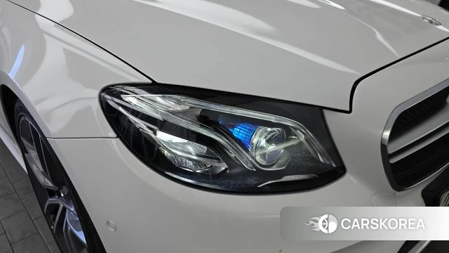 Mercedes-Benz E-Class W213 id 4294221 из Кореи 14
