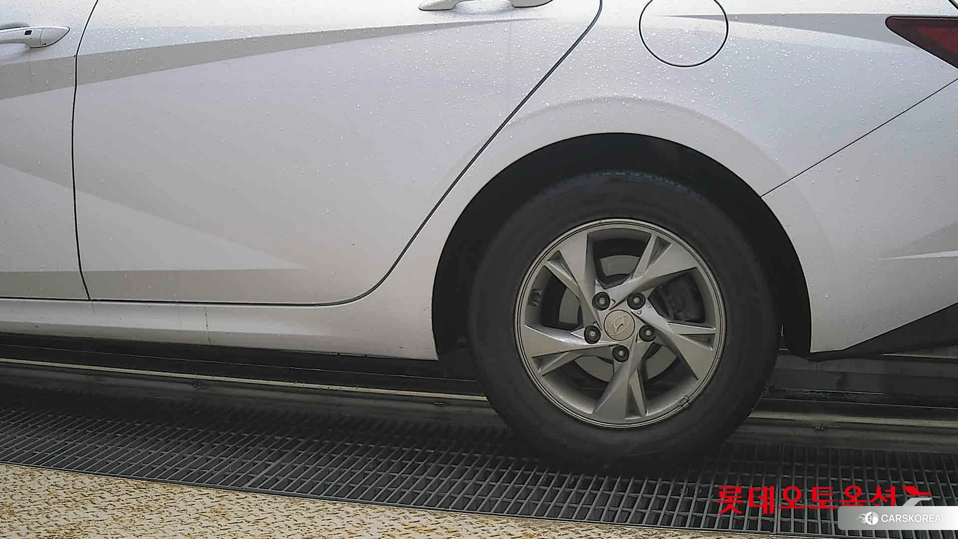 Hyundai Avante id 4352325 из Кореи 14