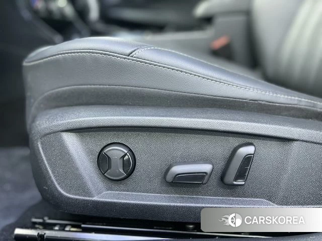 Volkswagen Passat id 4276623 из Китая 14