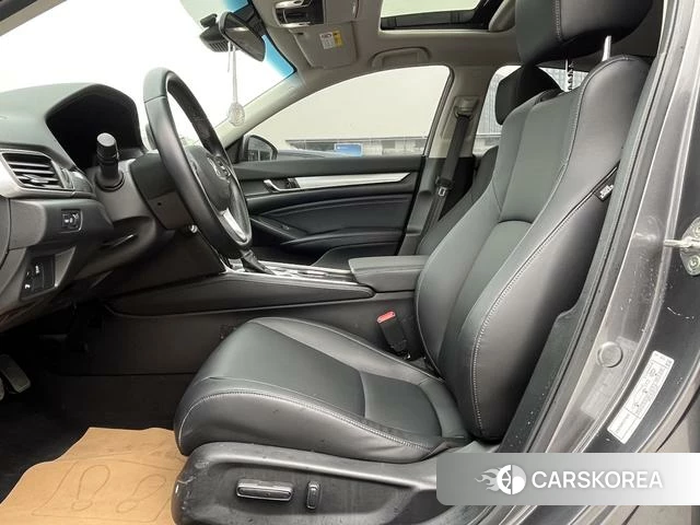 Honda Accord id 4260913 из Китая 14
