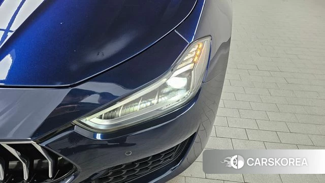 Maserati Ghibli id 4362837 из Кореи 14