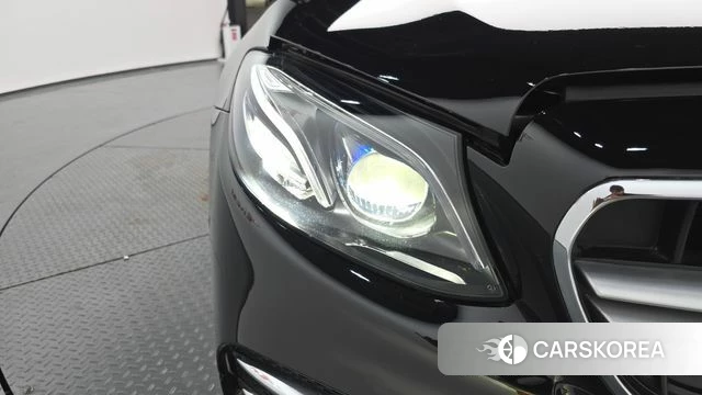 Mercedes-Benz E-Class W213 id 4519813 из Кореи 14