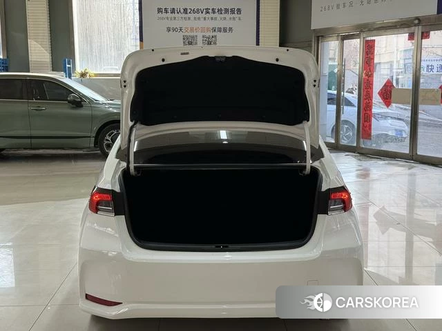 Toyota Corolla id 4255738 из Китая 14
