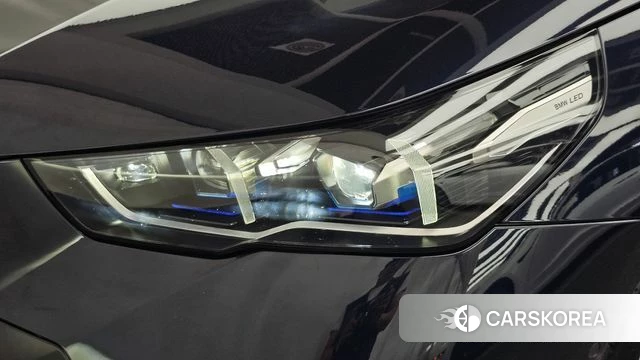 BMW 5 Series (G60) id 4665498 из Кореи 14