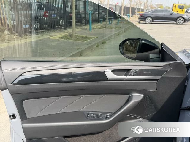 Volkswagen CC id 4278802 из Китая 14