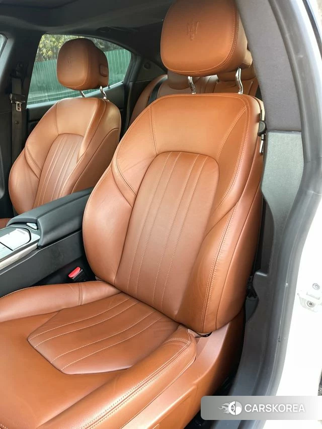 Maserati Ghibli id 4241320 из Китая 14