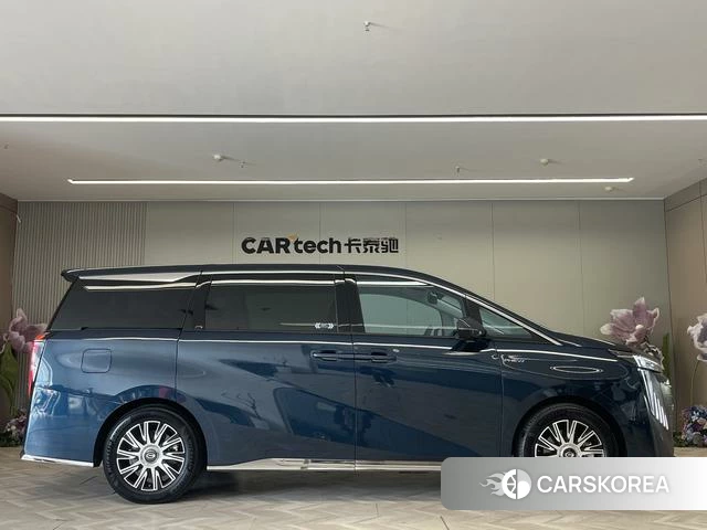 GAC Trumpchi Trumpchi E9 PHEV id 4212290 из Китая 14