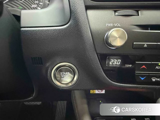 Lexus RX id 4353378 из Китая 14
