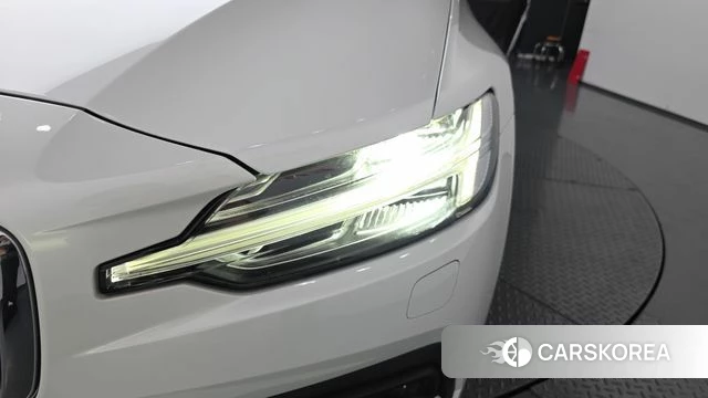 Volvo S60 3rd generation id 4331403 из Кореи 14